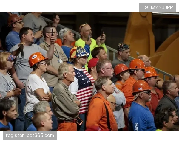 殷若宁稳坐,中国高尔夫,第四把交椅,广州赛马,赛程安排,赛果查询,马匹资料,赛事动态