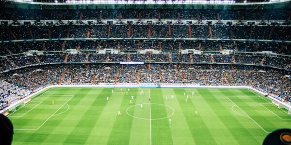 罗竞选曼联,队长未果,求职受阻被,广州赛马,赛程安排,赛果查询,马匹资料,赛事动态